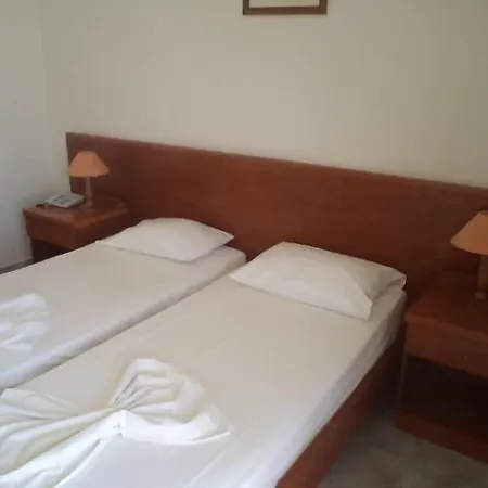 Kamari Bay Otel