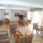 _kamari Bay Hotel